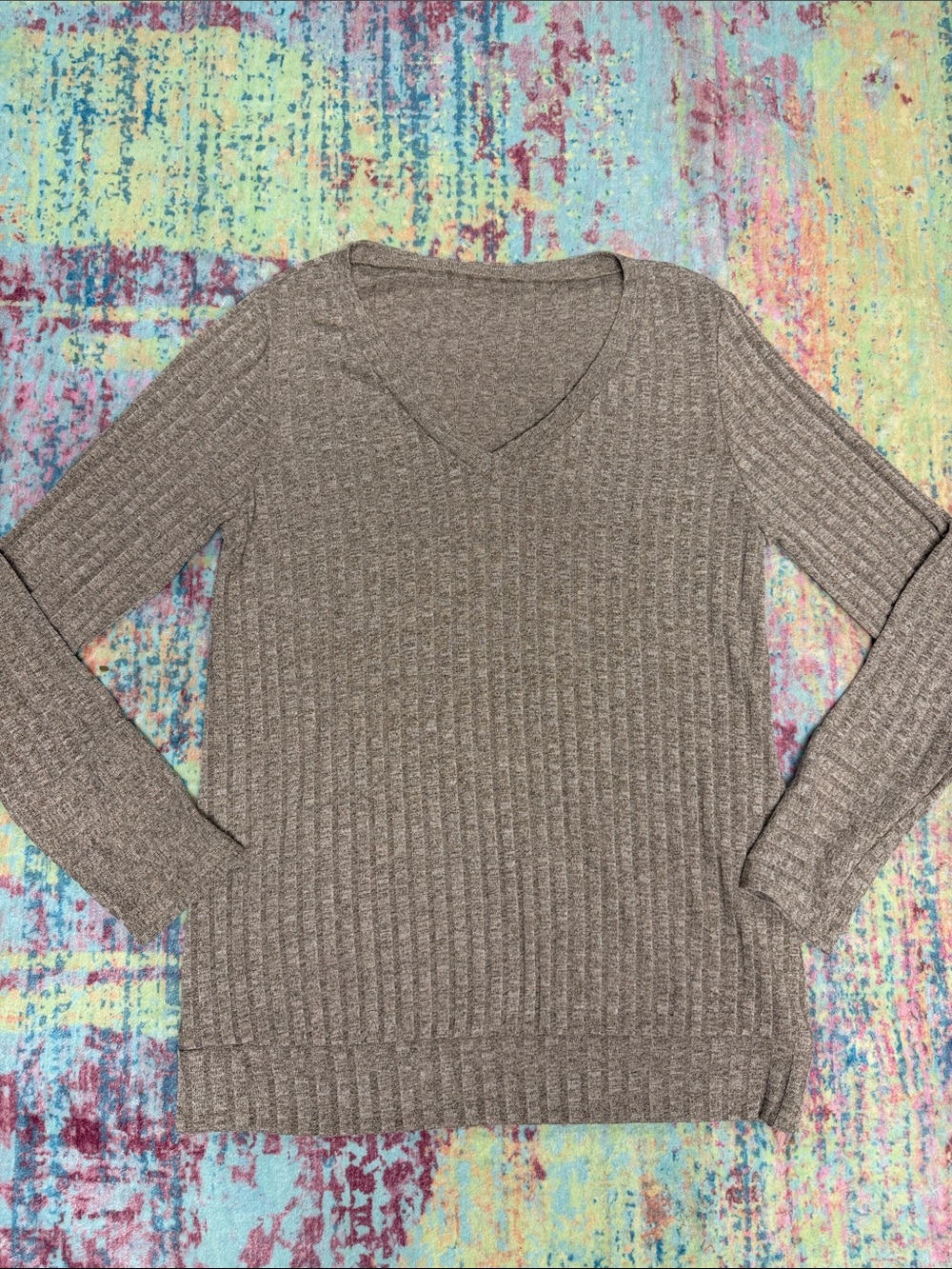 Everyday Ribbed V-Neck Sweater - Taupe